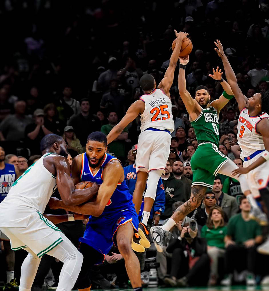 包含塔图姆连续十二场比赛得分超过高光表现，尤文图斯挑战极限！的词条